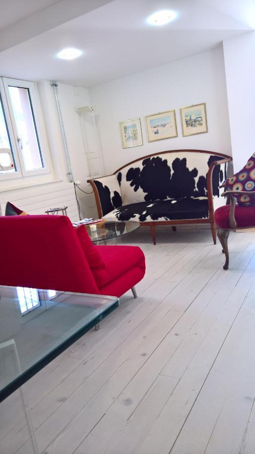 Swiss Borzoi House Vully-les-Lacs Exterior foto