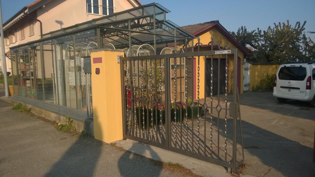 Swiss Borzoi House Vully-les-Lacs Exterior foto